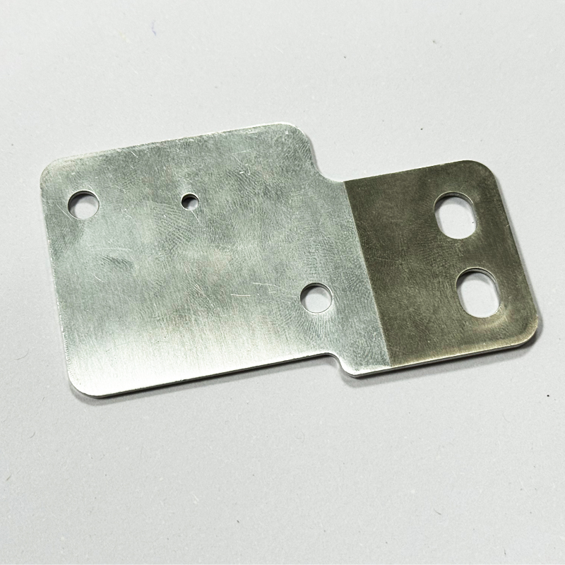 Компоненты разъема батареи из никелевого листа, обеспечивающие плавную интеграцию электропитания2