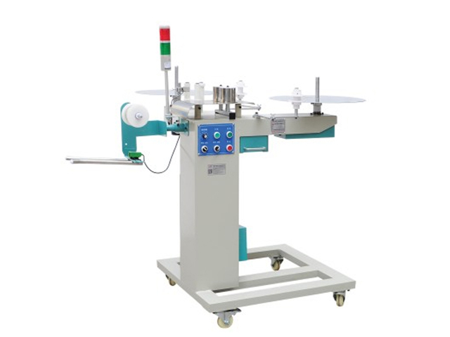 Горизонтальный концевой намотчик с оптическим управлением WIIS